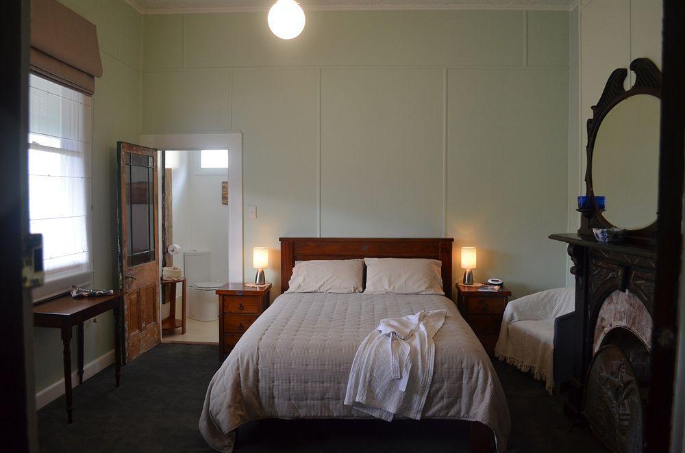 Mt Lyell Anchorage Hotel Queenstown Exterior foto